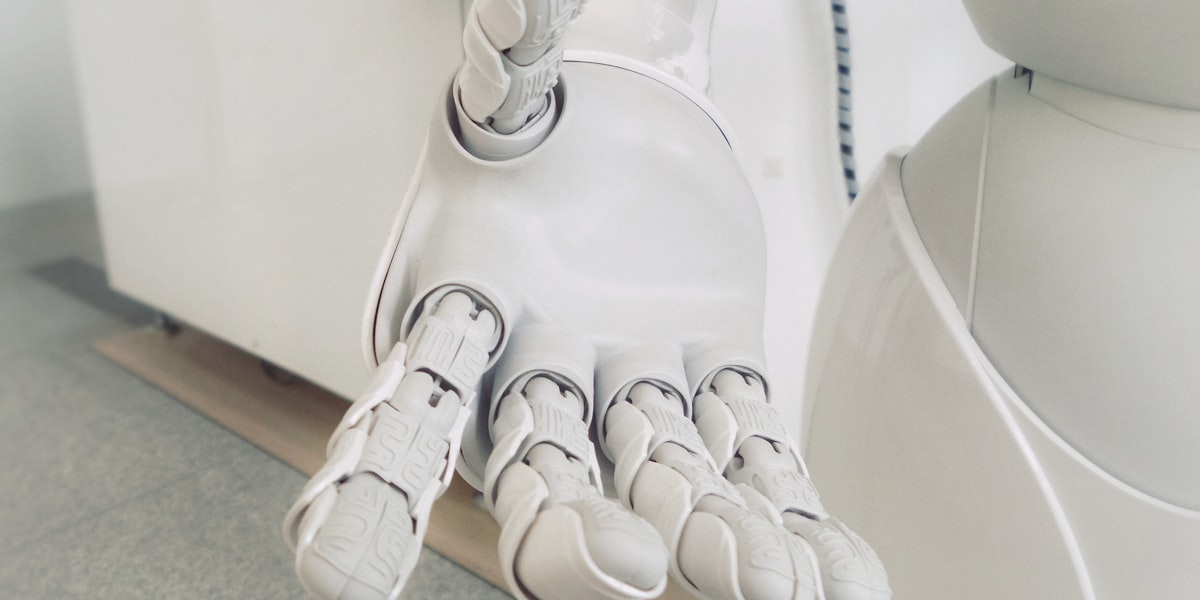 Face-Scan Attendance vs Traditional Time Clocks: 2026 Guide